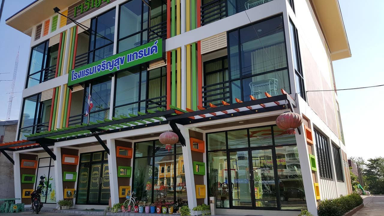 茶罗苏克酒店 卡宾布里 外观 照片